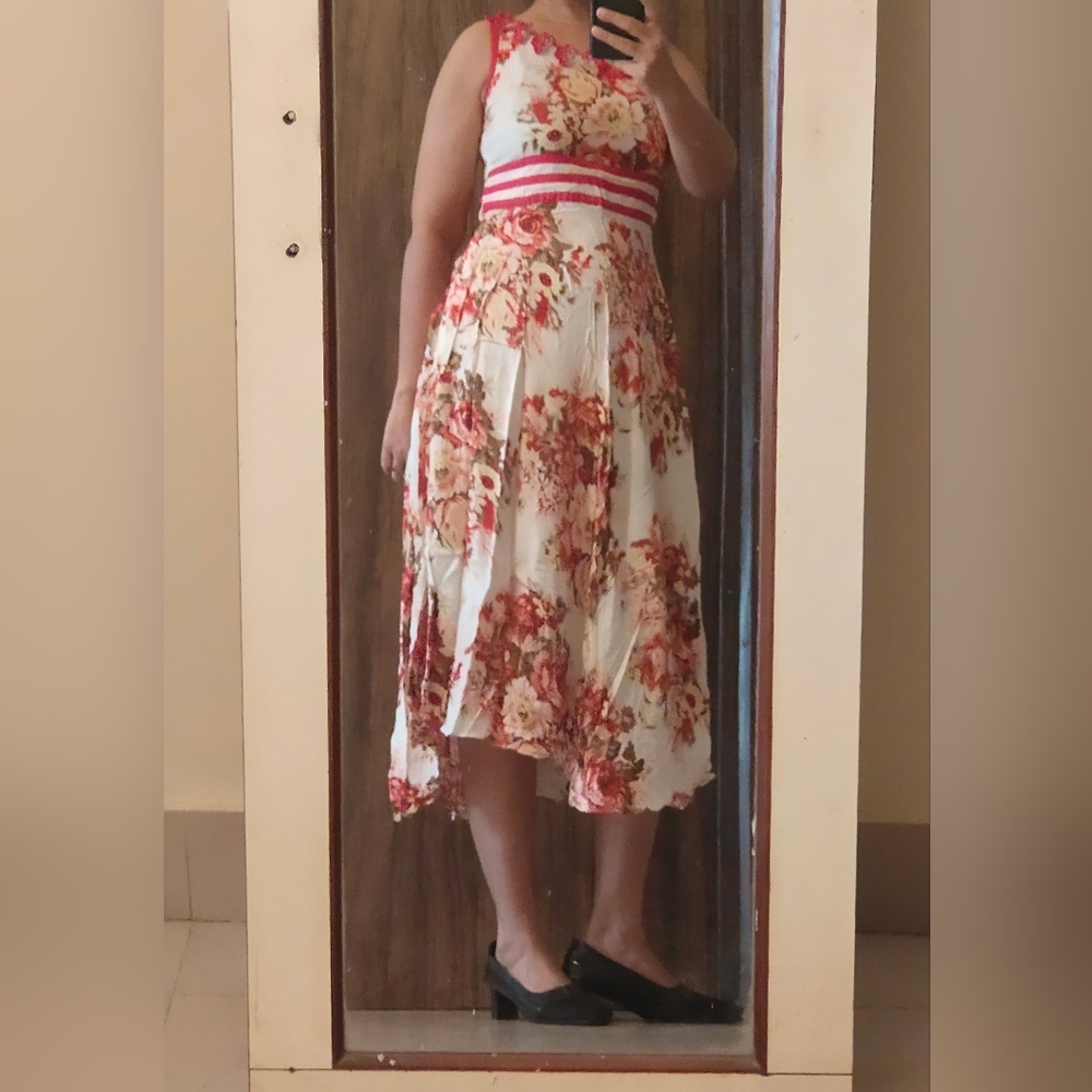Myntra A line dress belted dress sleeveless - Picture 1 of 5